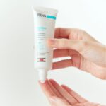 ژل کرم آبرسان مرطوب کننده و ترمیم کننده ایزدین / acniben repair