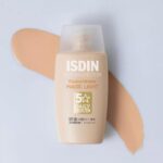 ضد آفتاب فیوژن واتر مجیک رنگ لایت