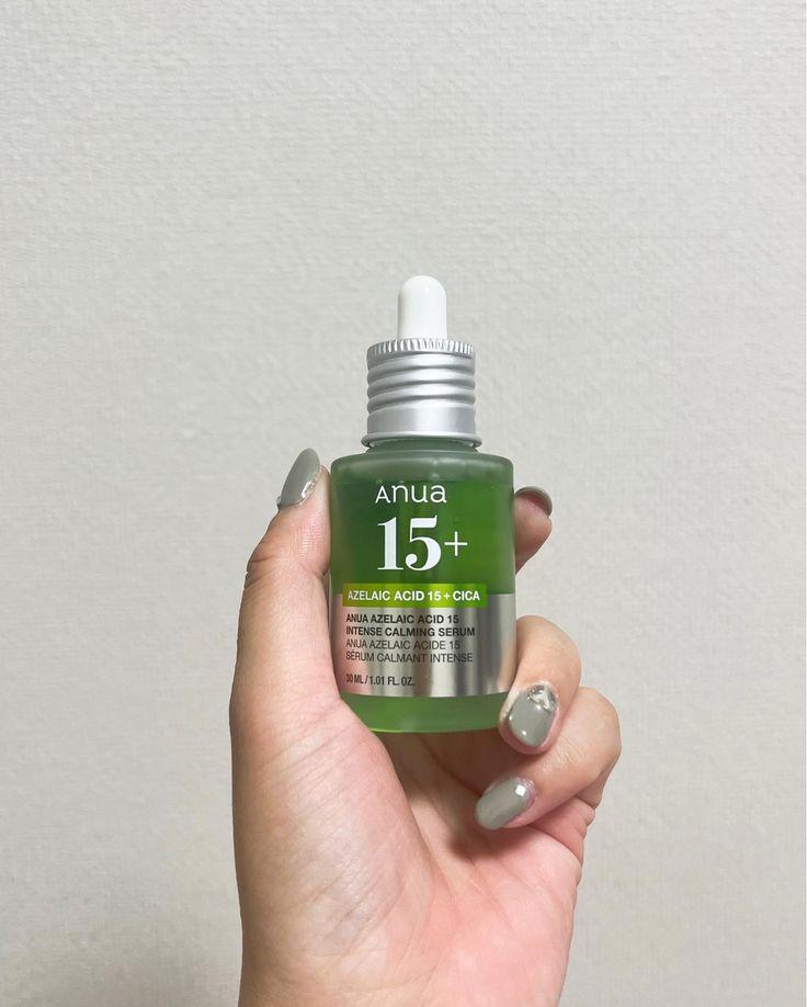 سرم آزلائیک اسید ۱۰ ٪ هیالورون آنوا ضد التهاب و قرمزی