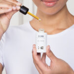 سرم جوان کننده و روشن کننده ویتامین سی ایزدین Isdin Flavo-C