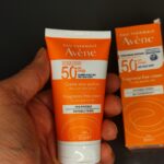 ضد آفتاب پوست خشک و حساس   Invisible Finishَ / بی رنگ