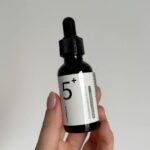 سرم ضد لک و روشن کننده ویتامین سی شماره 5 نامبوزین