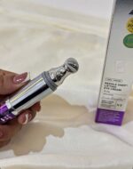 کرم دور چشم لیفتینگ ویبره دار ریدل شات Vt Reedle Shot Lifting Eye Cream 15Ml - Image 2